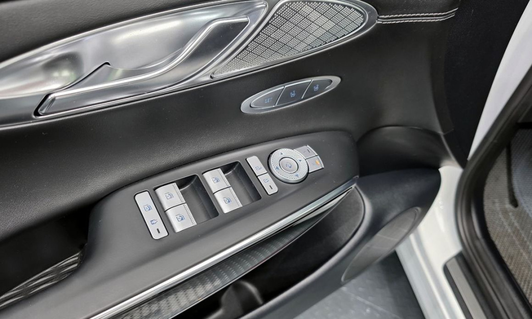 Genesis GV70 2.5T Gasoline 2WD, 2022