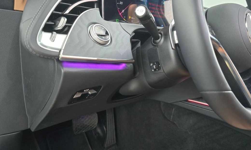 Mercedes-Benz E-Class E200 Avantgarde, 2025