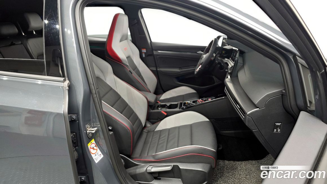 Volkswagen Golf 2.0 GTI, 2023