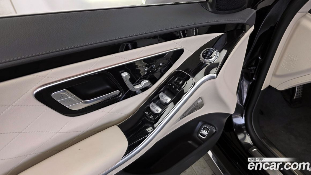 Mercedes-Benz S-Class S500L 4MATIC, 2023