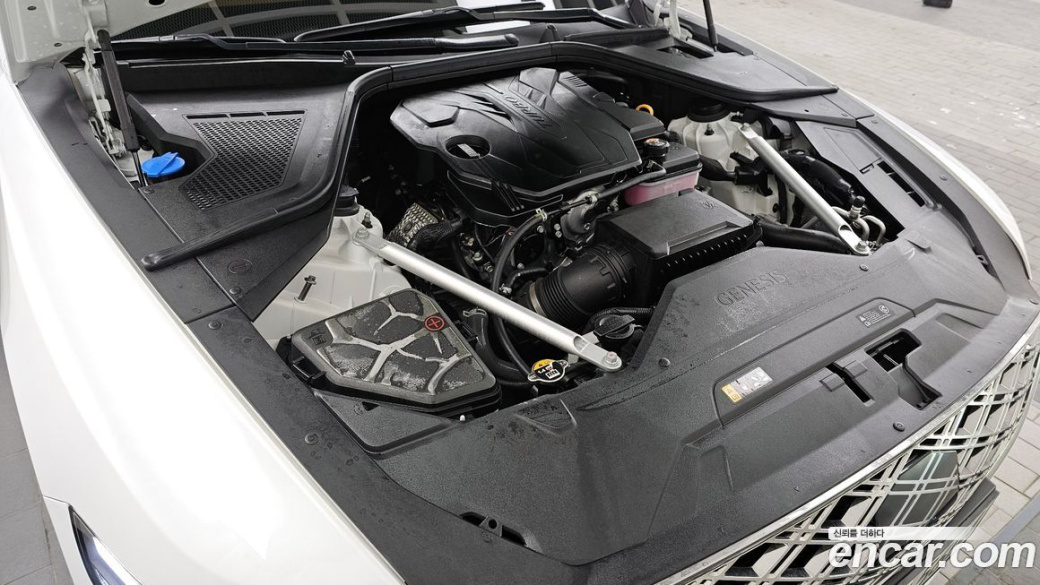 Genesis G80 Gasoline 2.5 Turbo AWD, 2025