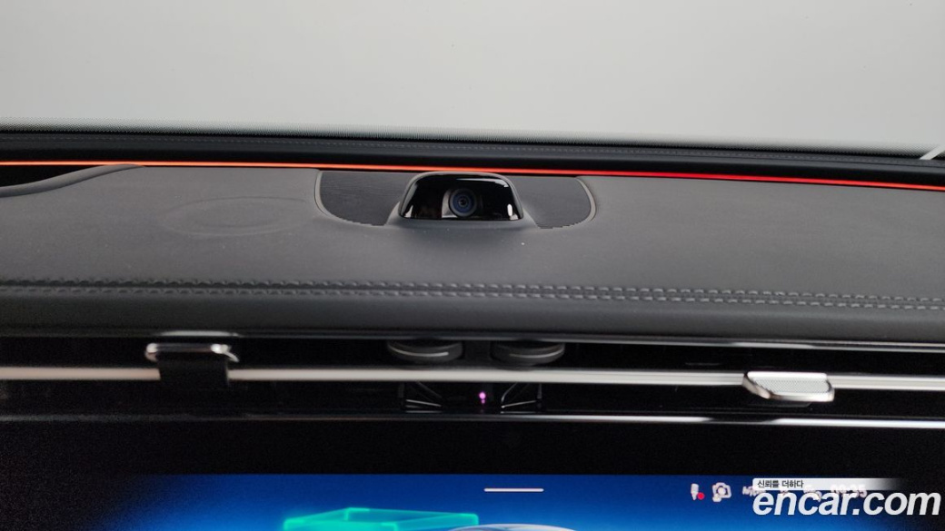 Mercedes-Benz E-Class E300 4MATIC AMG Line, 2024