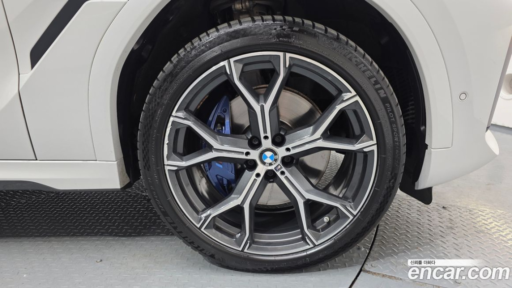 BMW X6 xDrive30d M Sport, 2022