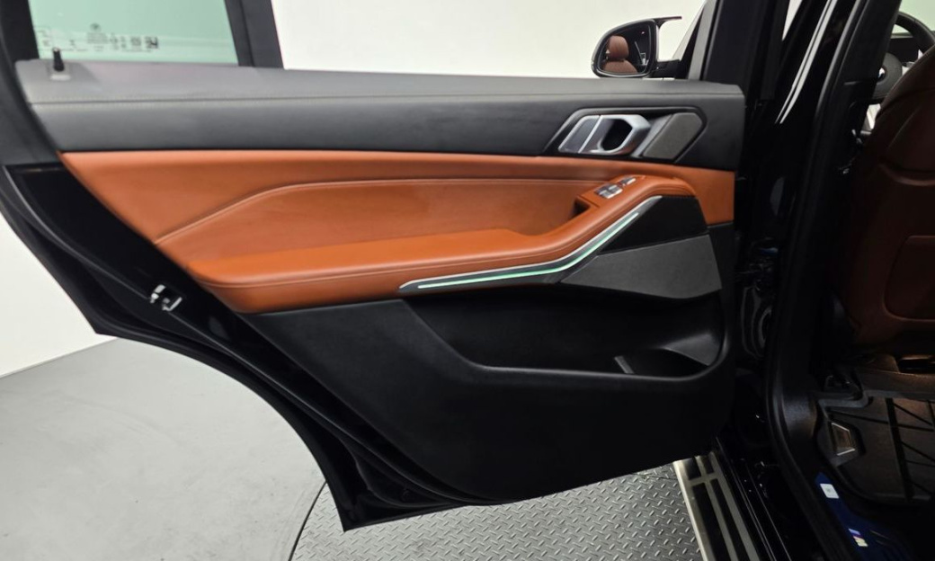 BMW X7 xDrive 40i M Sport 6STR, 2024