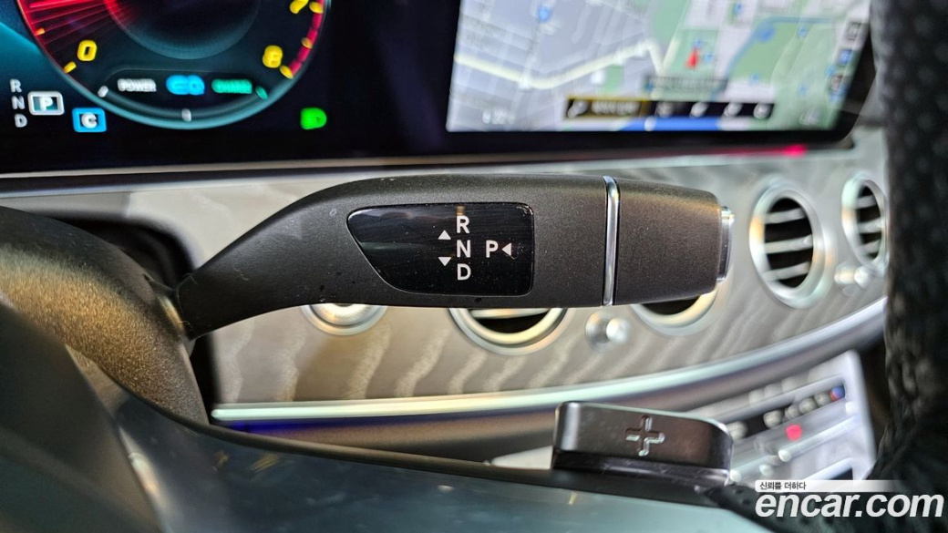 Mercedes-Benz E-Class E350 4MATIC AMG Line, 2021