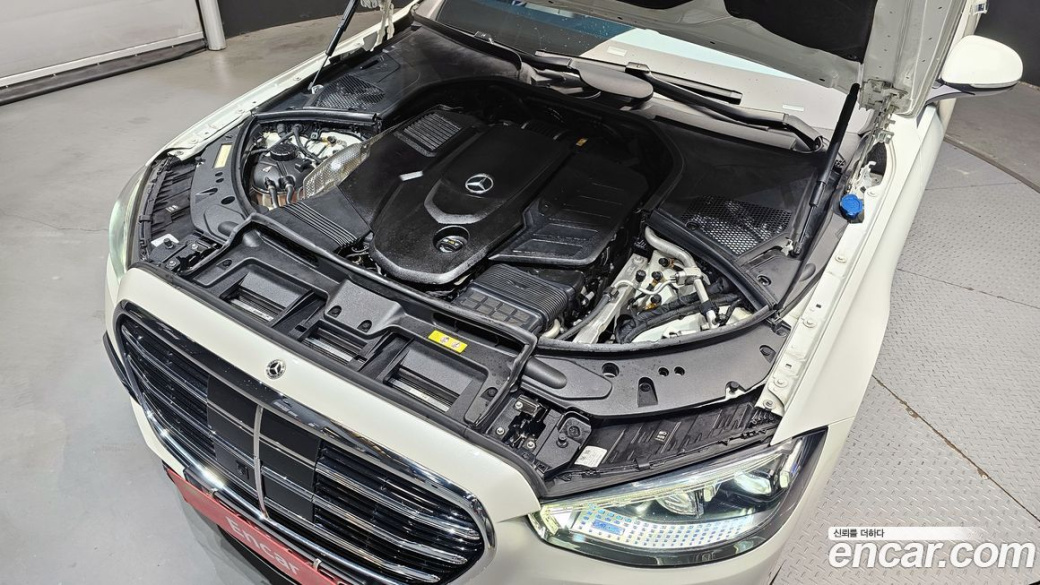 Mercedes-Benz S-Class S350 d, 2022