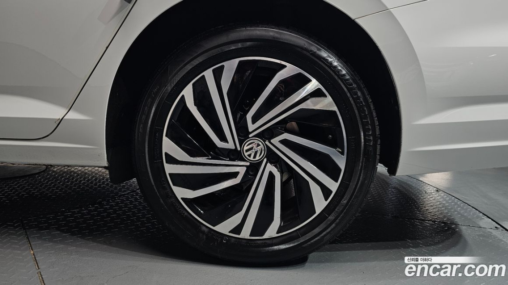 Volkswagen Jetta 1.4 TSI Prestige, 2021