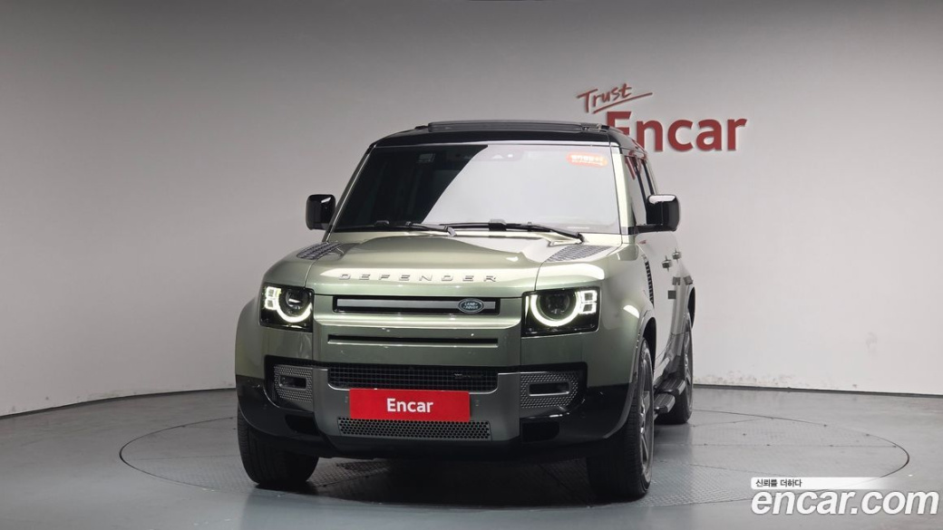 Land Rover Defender 110 P300 X-Dynamic SE, 2023