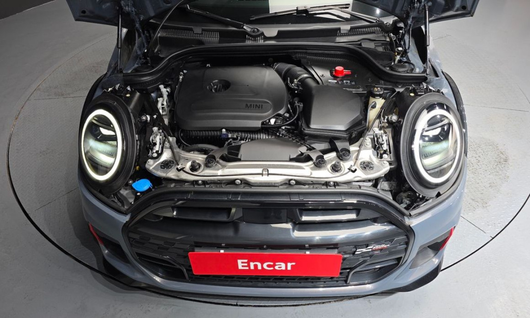Mini Cooper Convertible JCW, 2025
