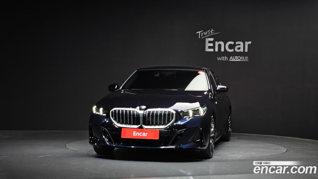 BMW 5-Series 530i xDrive M Sport, 2024