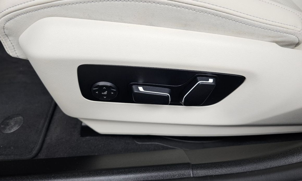 BMW 5-Series 520i M Sport, 2025