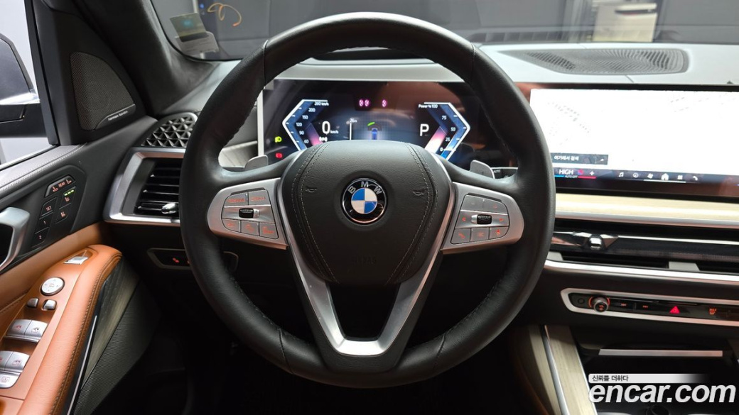 BMW X7 xDrive 40i Design Pure Excellence 6-Seater, 2025