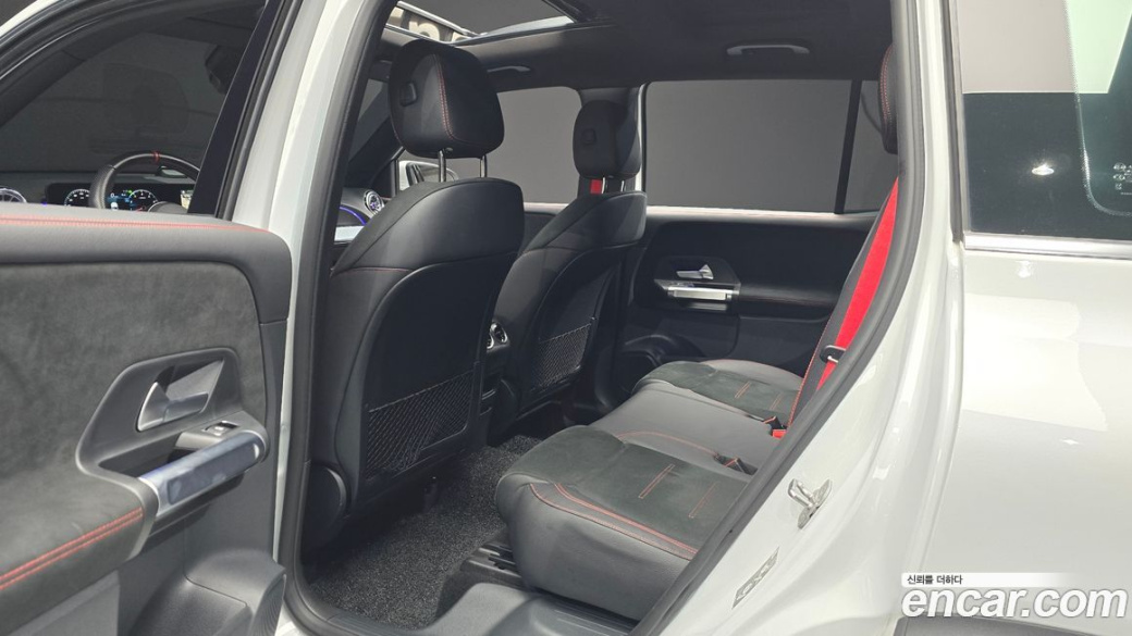 Mercedes-Benz GLB-Class AMG GLB35 4MATIC, 2023