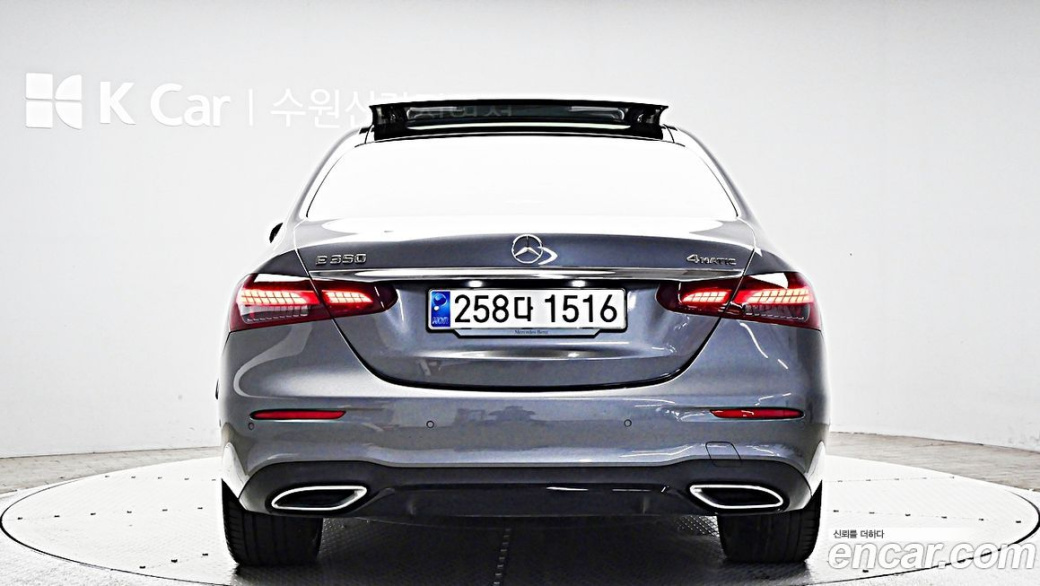 Mercedes-Benz E-Class E350 4MATIC AMG Line, 2023