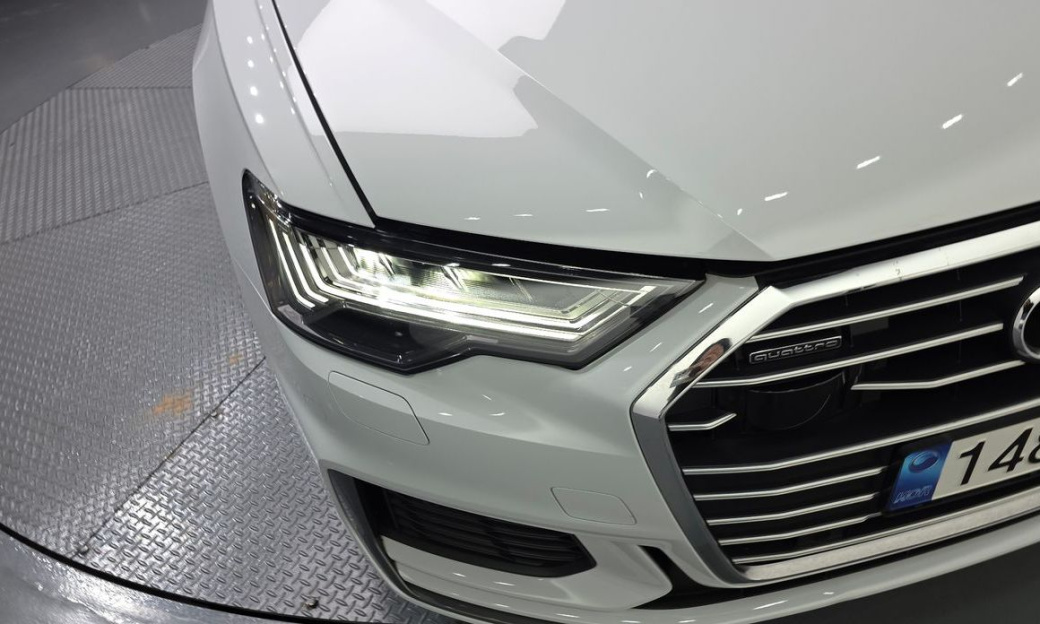 Audi A6 45 TFSI Quattro Premium, 2023