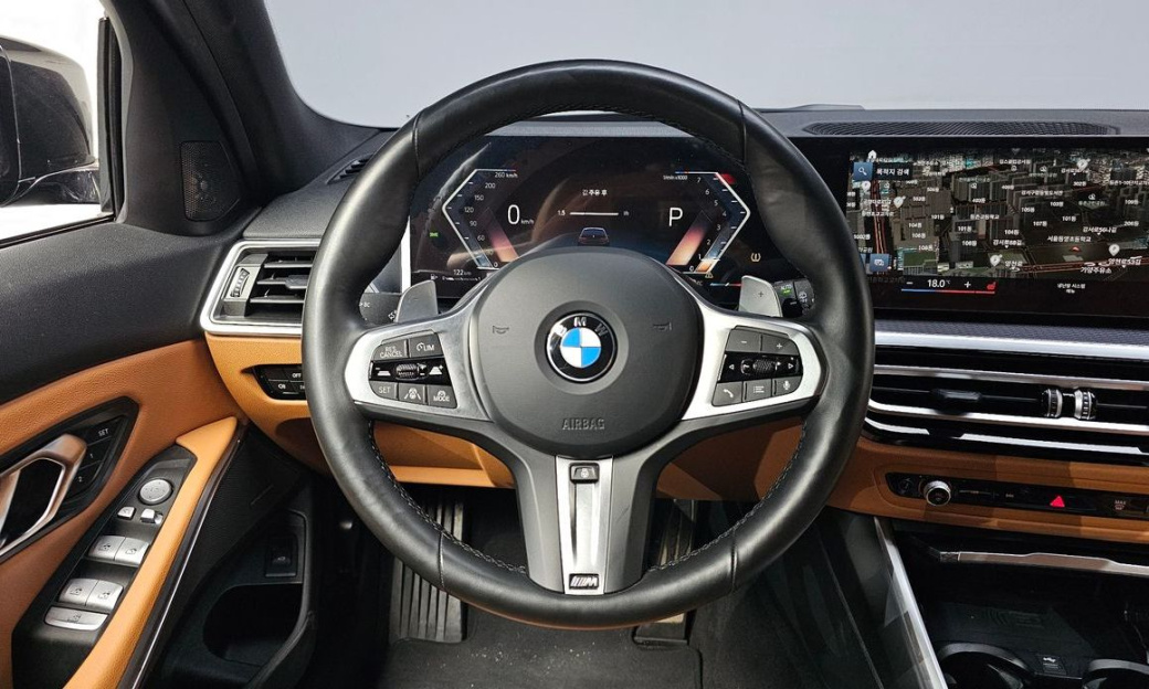 BMW 3-Series 320i Touring M Sports, 2024