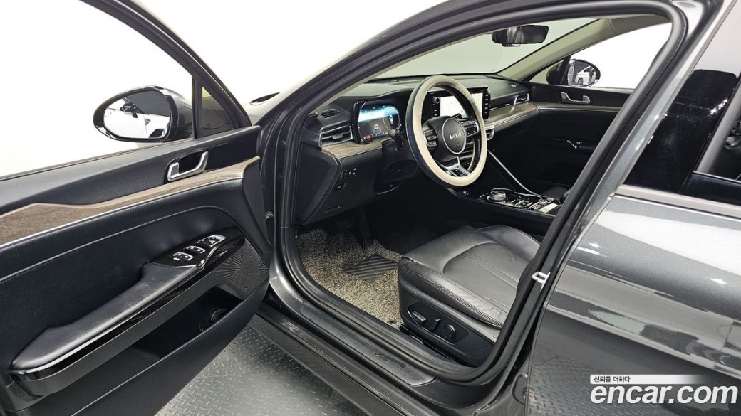 Kia K5 2.0, 2023
