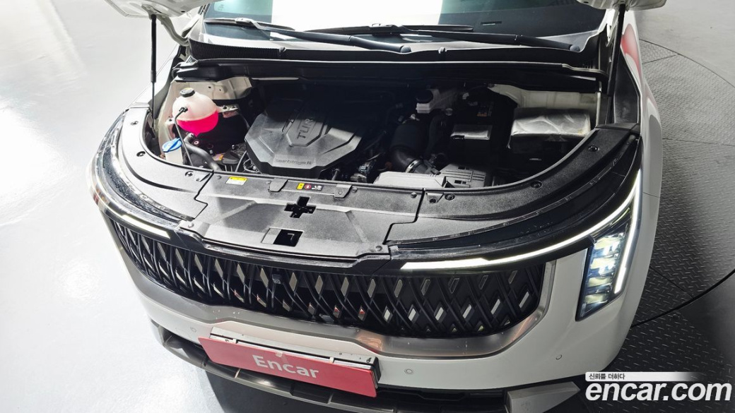 Kia Carnival 9-Seater Noblesse, 2025