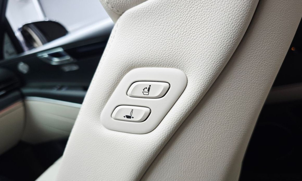 Genesis GV80 2.5T Gasoline AWD, 2025