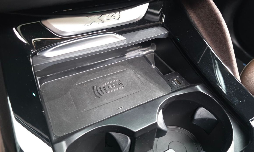 BMW X4 xDrive20i M Sports Pro, 2022