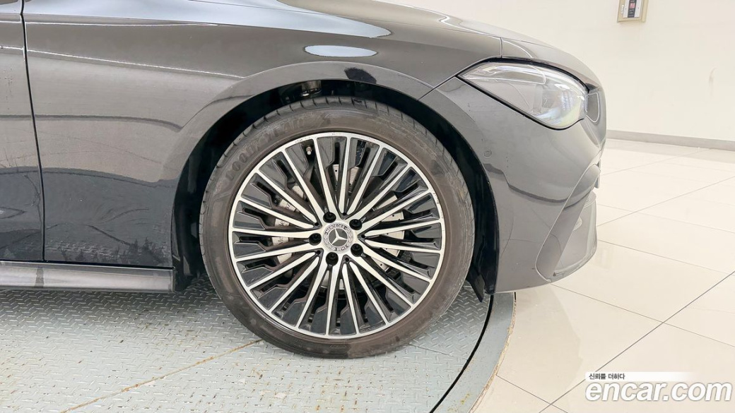 Mercedes-Benz CLE-Class CLE200 Cabriolet, 2025