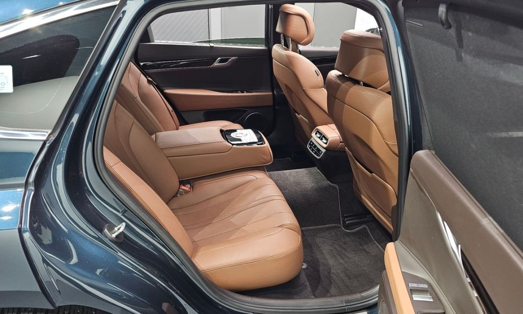 Genesis G80 Gasoline 2.5 Turbo AWD, 2022