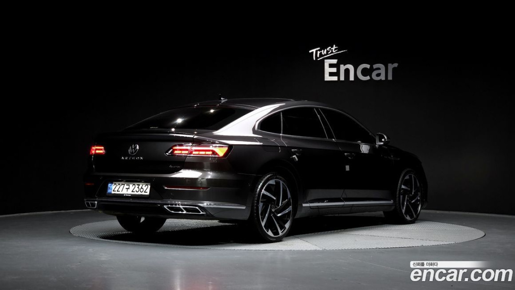 Volkswagen Arteon 2.0 TDI R-LIINE 4Motion, 2022
