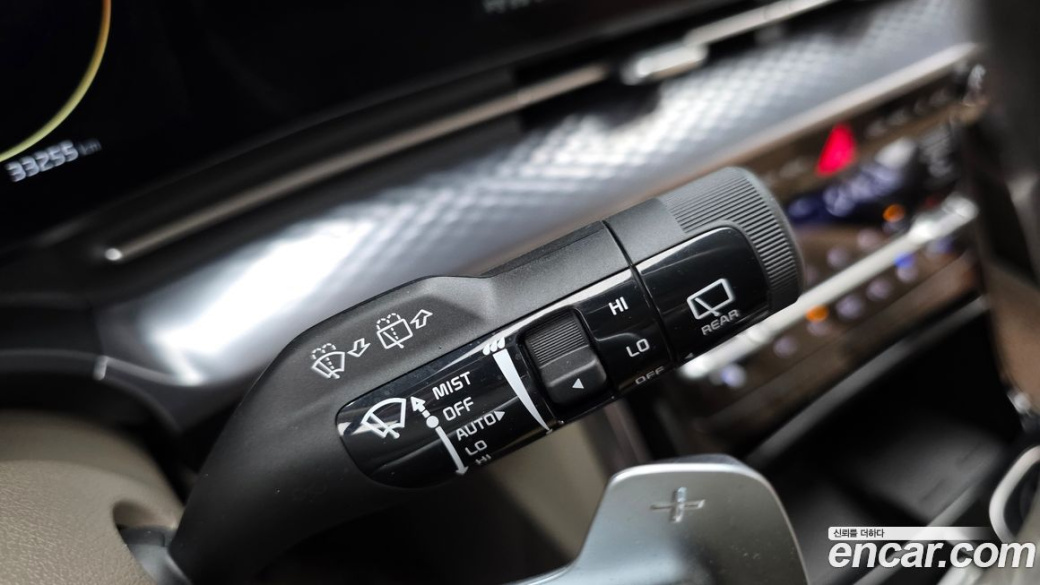 Kia Carnival 9-Seater Hi-Limousine, 2023