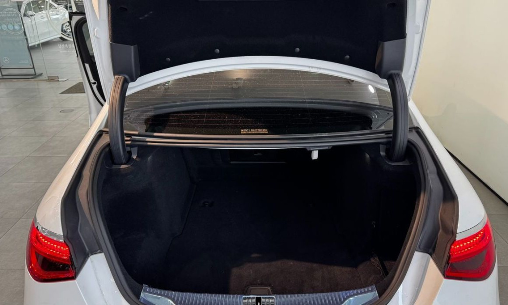 Mercedes-Benz S-Class S450L 4MATIC, 2025