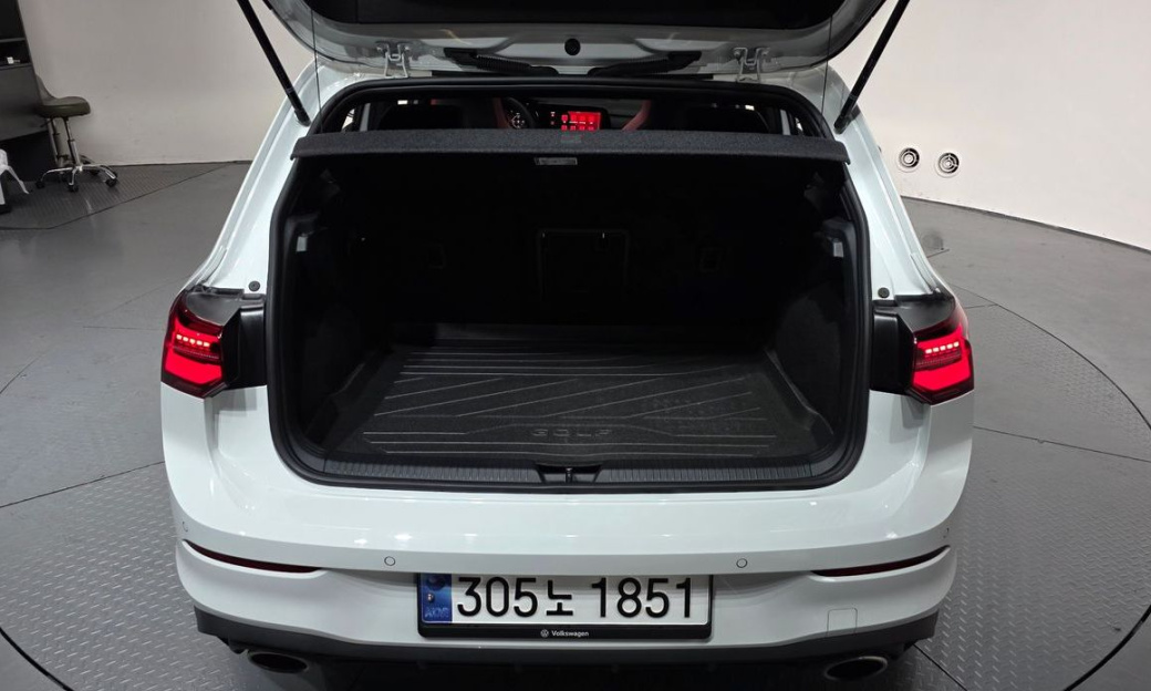 Volkswagen Golf 2.0 GTI, 2024