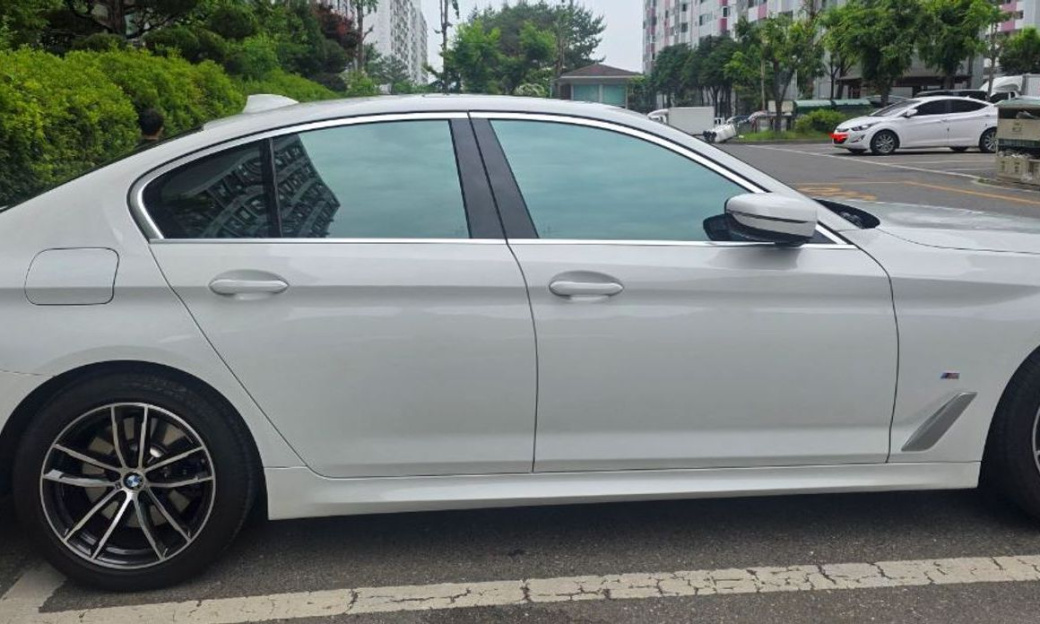 BMW 5-Series 520i M Sport, 2023