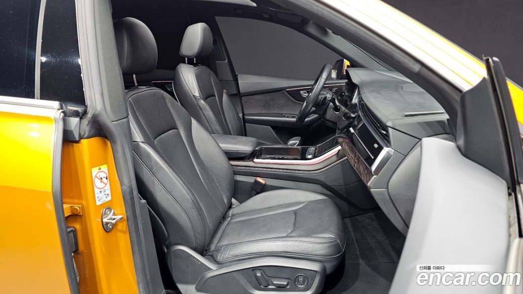 Audi Q8 45 TDI Quattro Premium, 2021