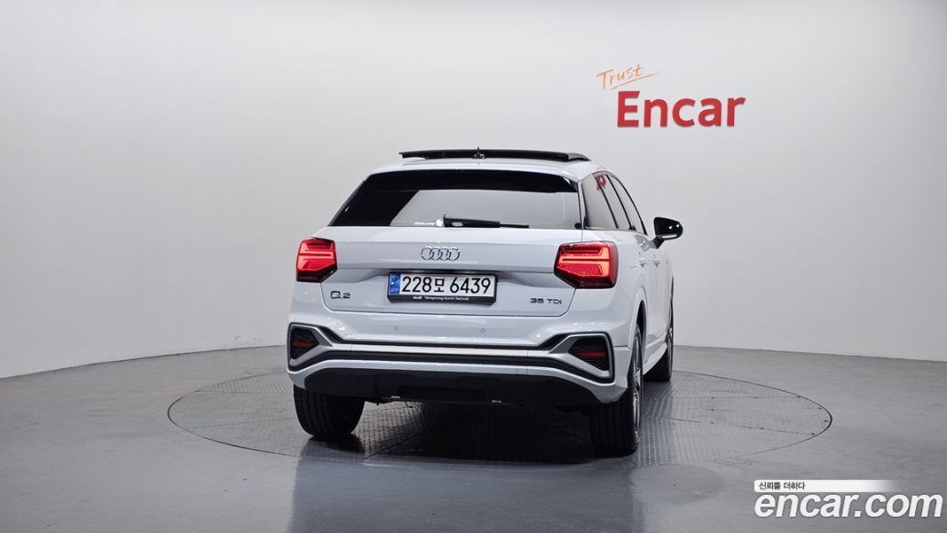 Audi Q2 35 TDI Premium, 2023