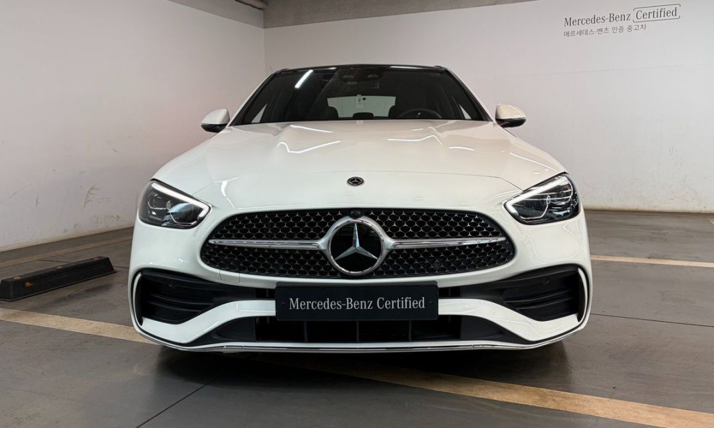 Mercedes-Benz C-Class C200 AMG Line, 2025