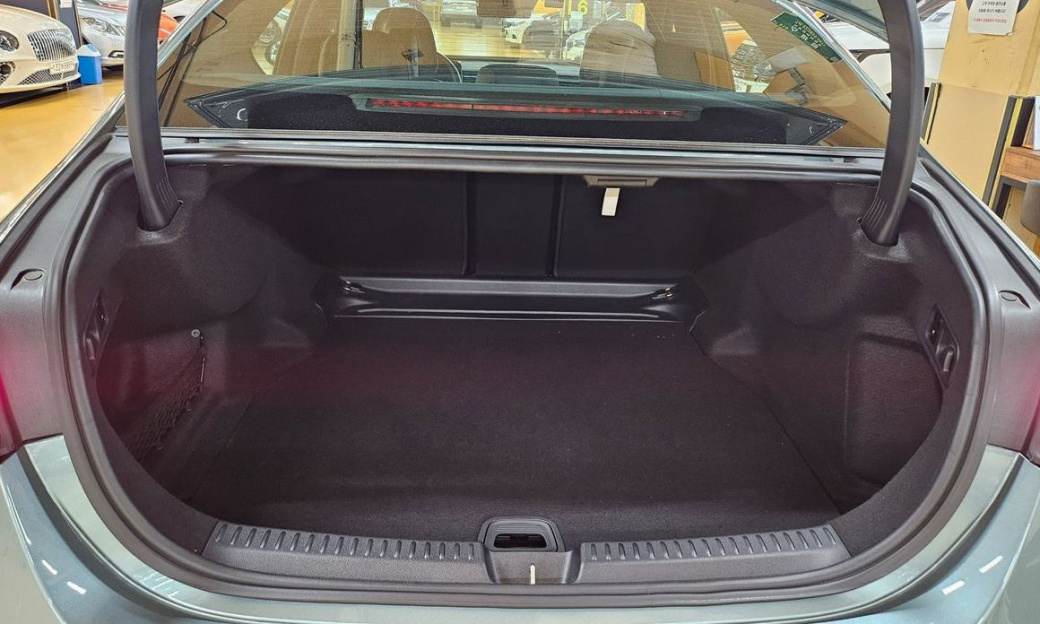 Mercedes-Benz E-Class E300 4MATIC Exclusive, 2024