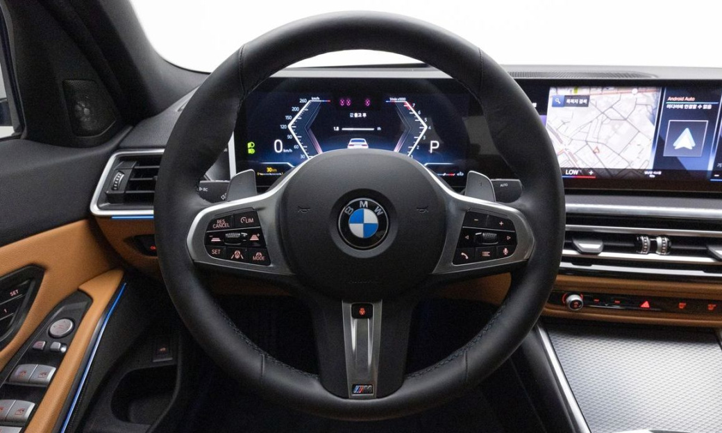 BMW 3-Series 320i M Sport, 2024