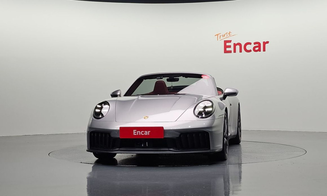 Porsche 911 Carrera 4 GTS Cabriolet, 2026