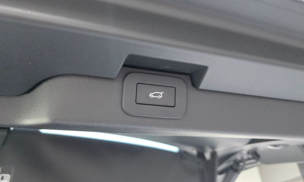 Land Rover Discovery P360 Dynamic HSE, 2024