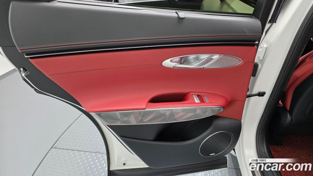 Genesis GV70 2.5T Gasoline AWD, 2024