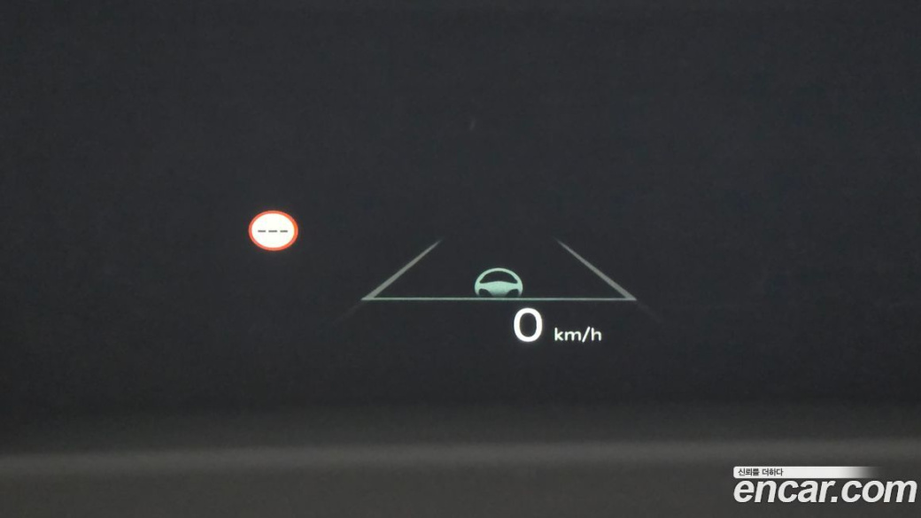 Kia Carnival 9-Seater Signature, 2024