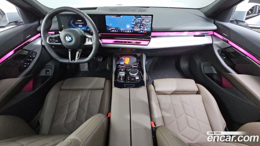 BMW 5-Series 520i M Sport, 2025