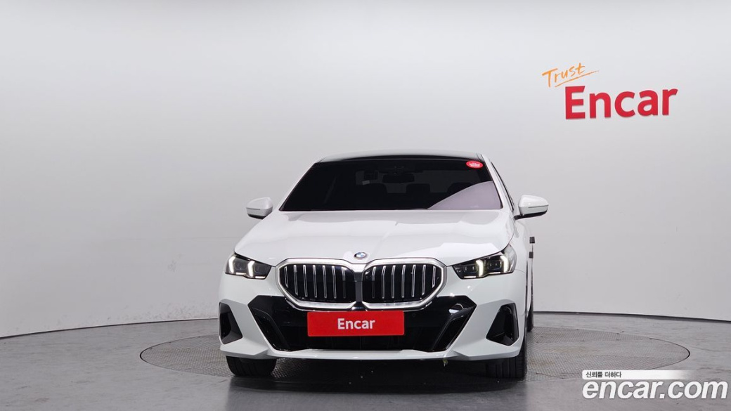 BMW 5-Series 520i M Sport, 2024