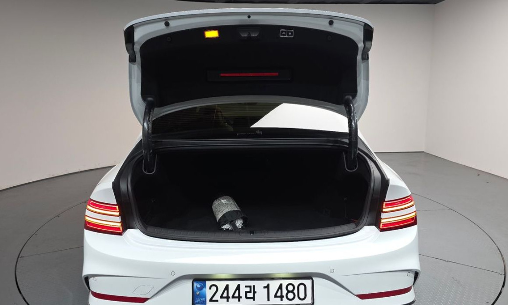 Genesis G80 Gasoline 2.5 Turbo AWD, 2025