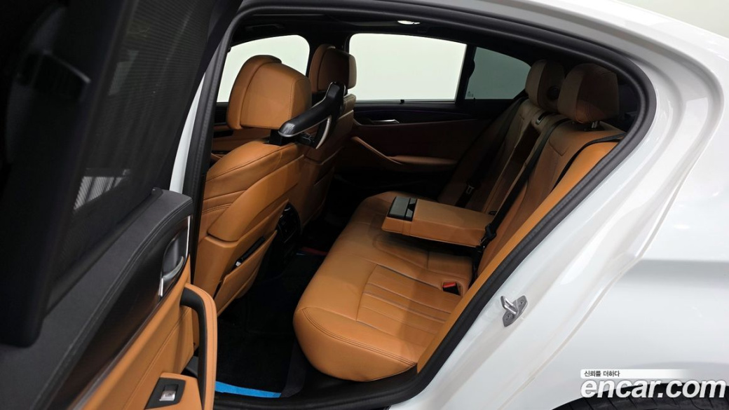 BMW 5-Series 520i M Sport, 2023
