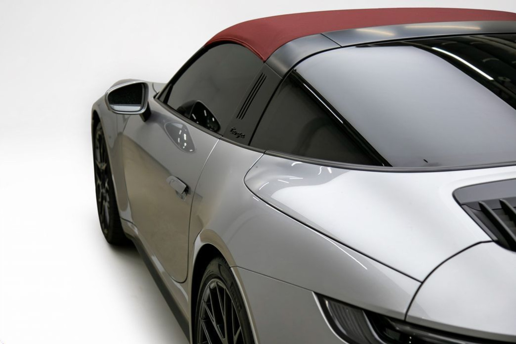 Porsche 911 Targa 4 GTS, 2023