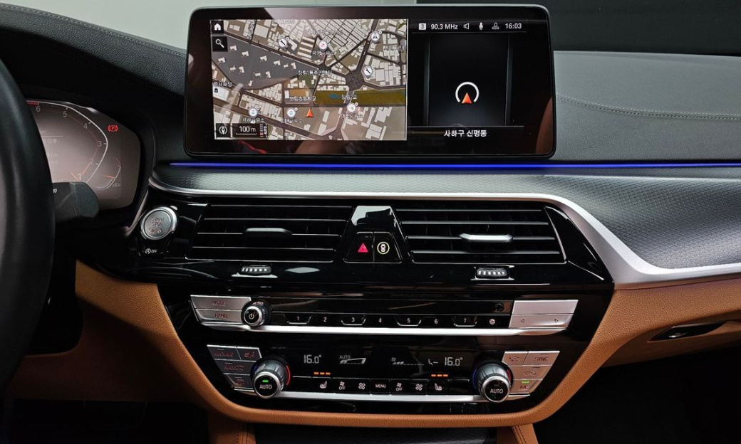 BMW 5-Series 520i M Sport, 2023