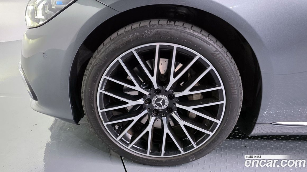 Mercedes-Benz S-Class S450L 4MATIC, 2024