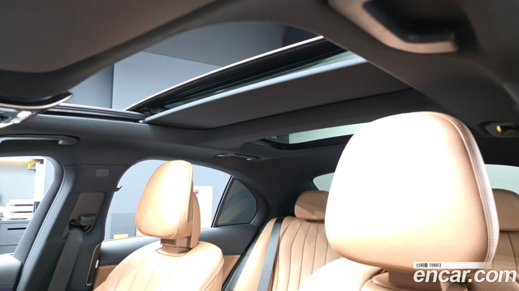 Mercedes-Benz E-Class E450 4MATIC, 2024