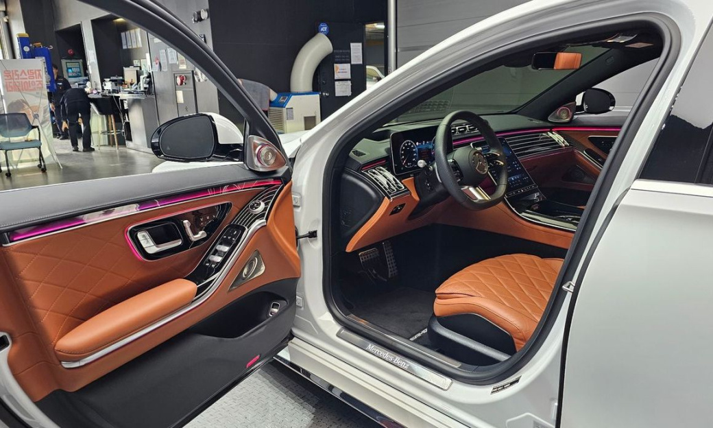 Mercedes-Benz S-Class S500L 4MATIC, 2025