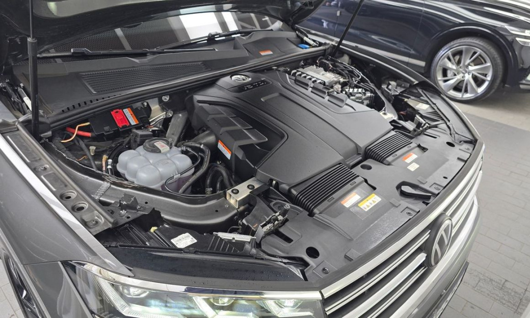 Volkswagen Touareg 3.0 TDI Prestige, 2024